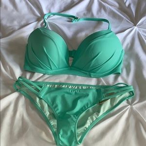 BNWOT Victoria's Secret mint mint bikini